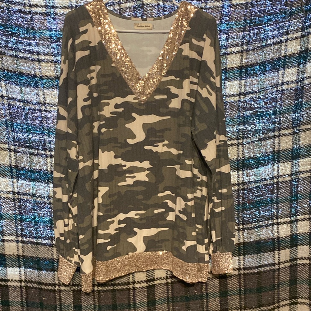 Camo sparkle shirt